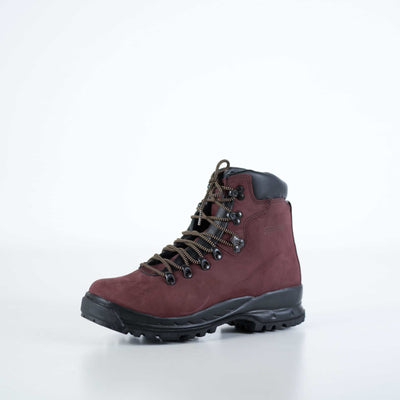 5531 Burgundy Hiking Boots made of waterproof nubuck leather, designed for Nordic climates and active lifestyles.